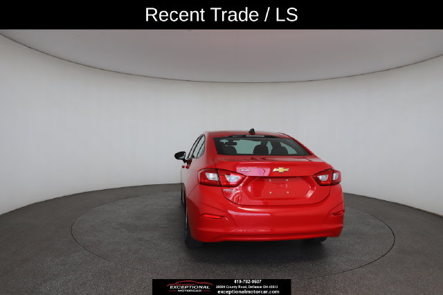Used 2018 Chevrolet Cruze LS FWD image 14