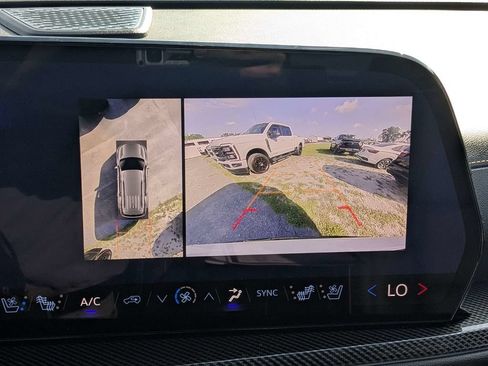 Used 2026 Chevrolet Traverse High Country w/ LPO, Floor Liner Package FWD image 31