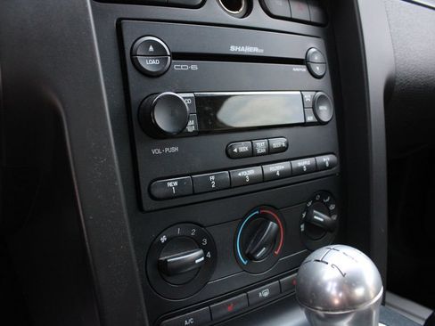 Used 2007 Ford Mustang GT RWD image 15