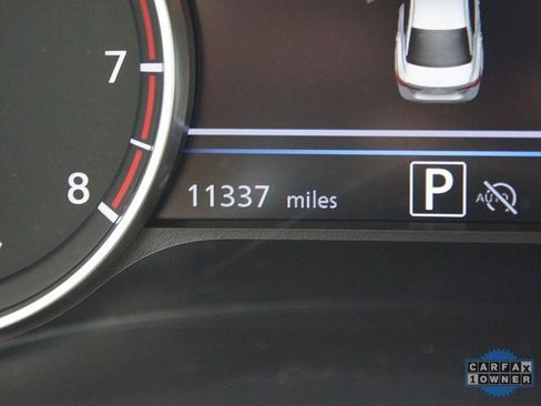 Used 2024 Nissan Sentra SR w/ SR Premium Package image 4