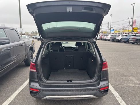 Used 2022 Volkswagen Taos S image 13