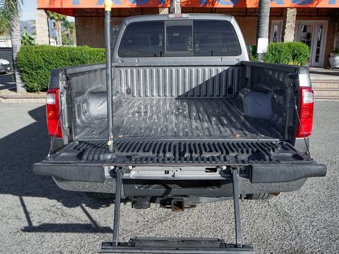 Used 2012 Ford F350 Lariat w/ Chrome Pkg image 8