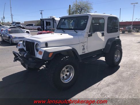 Used 2000 Jeep Wrangler Sport image 4