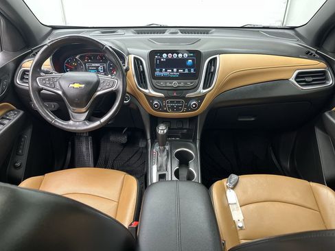 Used 2018 Chevrolet Equinox Premier image 4