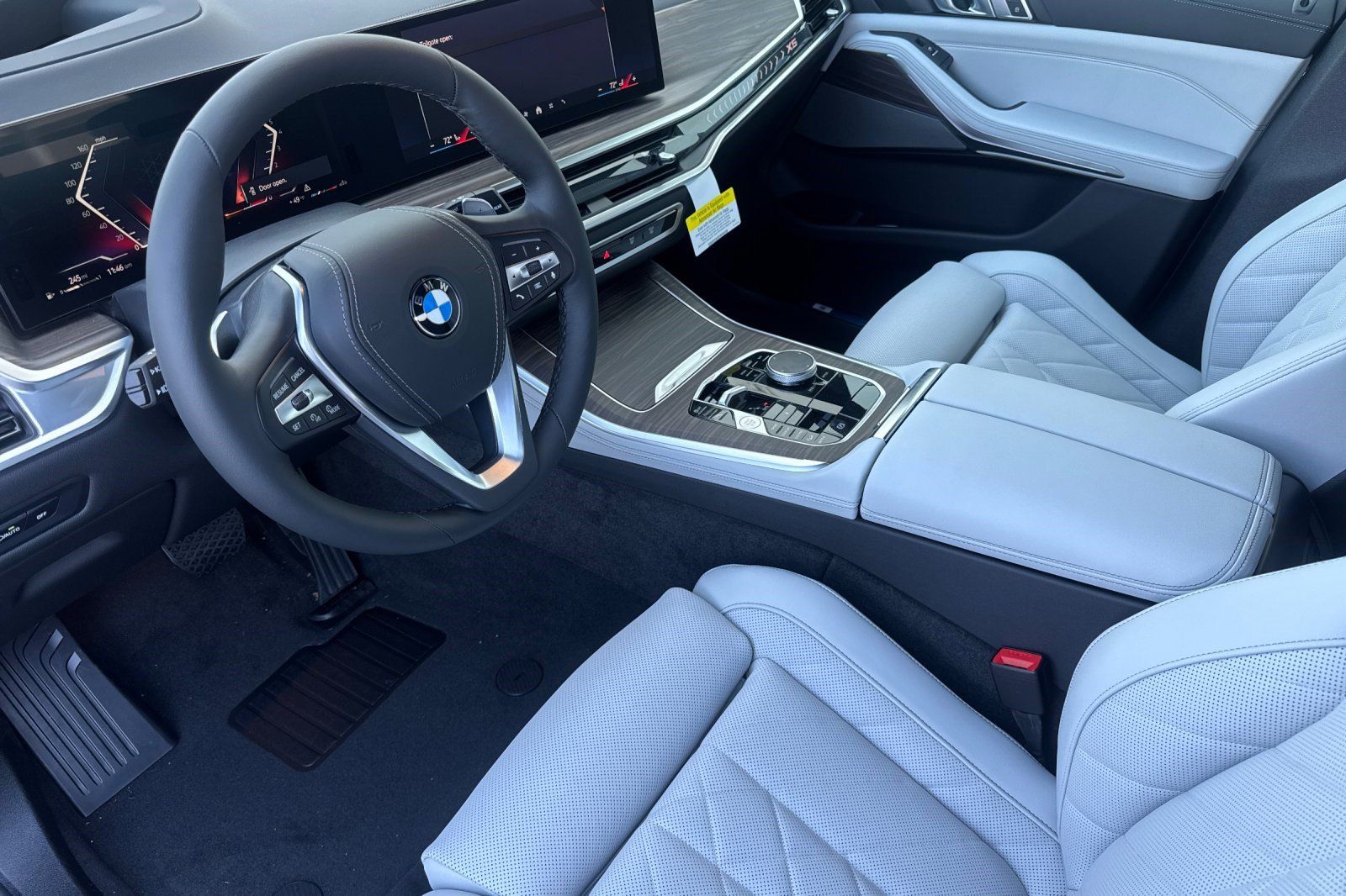 Used 2026 BMW X5 xDrive40i AWD/4WD image 4