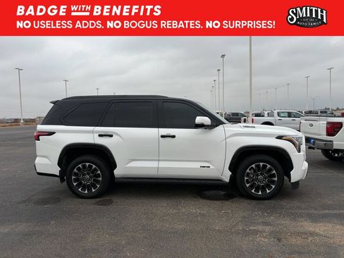 Used 2023 Toyota Sequoia Limited image 29