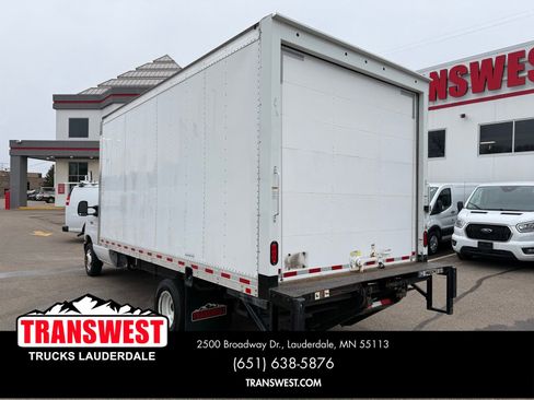 Used 2022 Ford E-350 and Econoline 350 Super Duty w/ Power Windows & Locks Group image 3