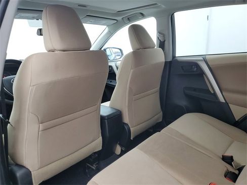Used 2013 Toyota RAV4 XLE image 14