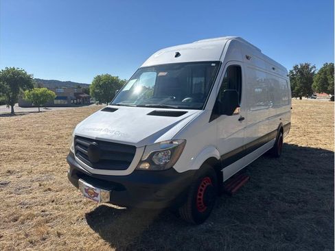 Used 2014 Mercedes-Benz Sprinter 3500 w/ Cargo Protection Package image 3