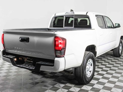 Used 2022 Toyota Tacoma SR w/ SR Convenience Package image 8