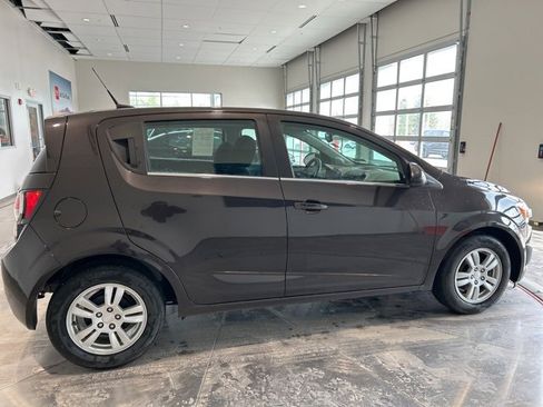 Used 2014 Chevrolet Sonic LT image 7