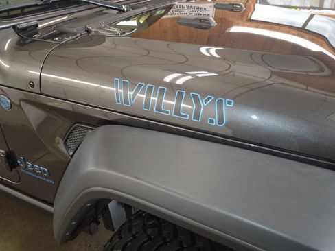 Used 2025 Jeep Wrangler Unlimited Sport S 4xe image 5