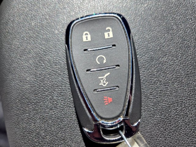 Used 2024 Chevrolet Equinox LT w/ LPO, Floor Liner Package FWD image 20