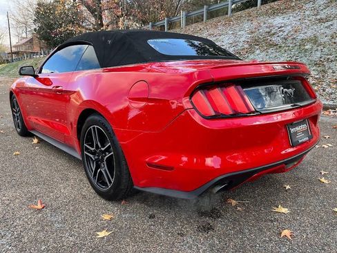 Used 2016 Ford Mustang Premium image 32