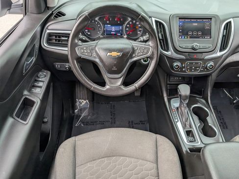 Used 2020 Chevrolet Equinox LT image 10
