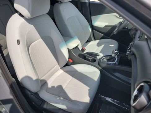 Used 2023 Hyundai Kona SEL FWD image 23