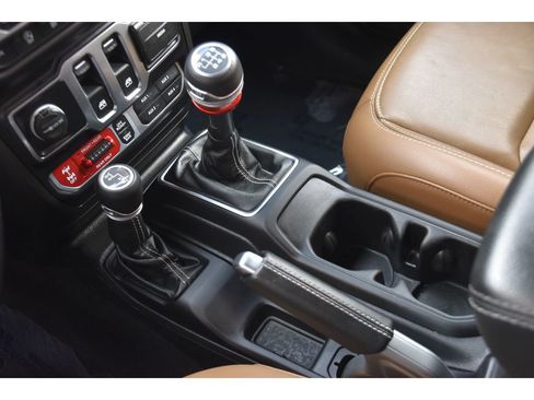 Used 2022 Jeep Wrangler Rubicon image 35