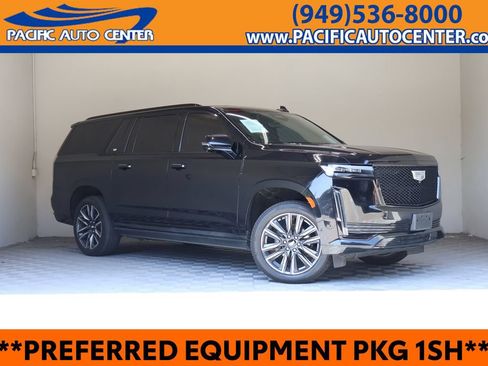 Used 2022 Cadillac Escalade ESV Sport Platinum AWD/4WD image 1