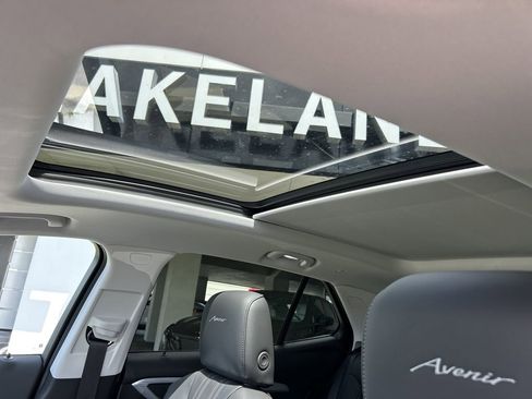 New 2026 Buick Envision Avenir AWD/4WD image 25