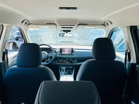 New 2026 Nissan Rogue SV image 31