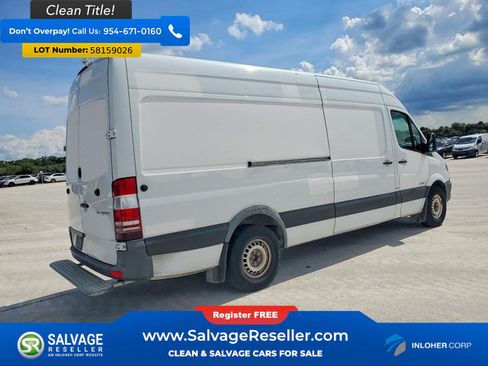 Used 2016 Mercedes-Benz Sprinter 2500 image 4