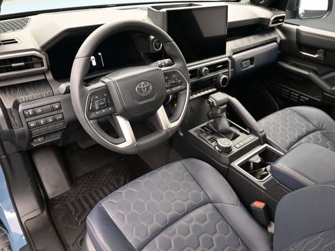 Used 2026 Toyota 4Runner Platinum AWD/4WD image 22