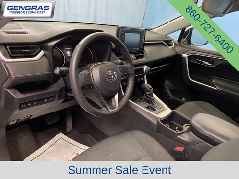 Used 2022 Toyota RAV4 XLE w/ Convenience Package AWD/4WD image 12
