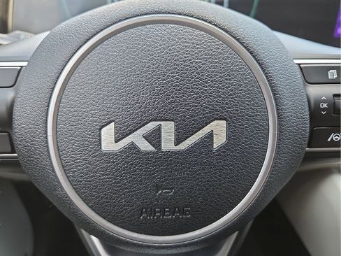 Used 2023 Kia Sportage EX FWD image 22