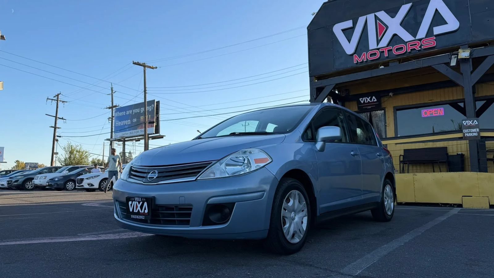 Used 2011 Nissan Versa 1.8 S w/ PWR Plus Pkg FWD image 1