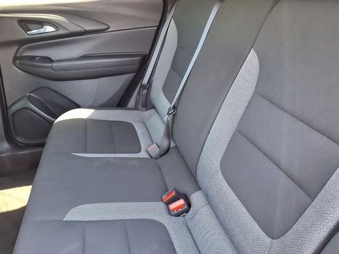 Used 2023 Chevrolet TrailBlazer LT FWD image 7