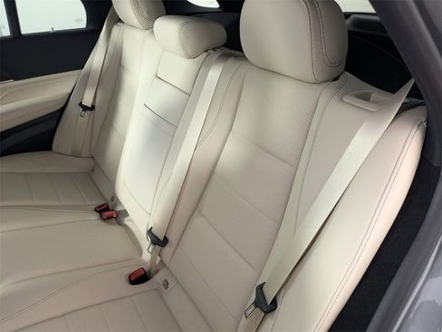 New 2026 Mercedes-Benz GLE 350 4MATIC image 13