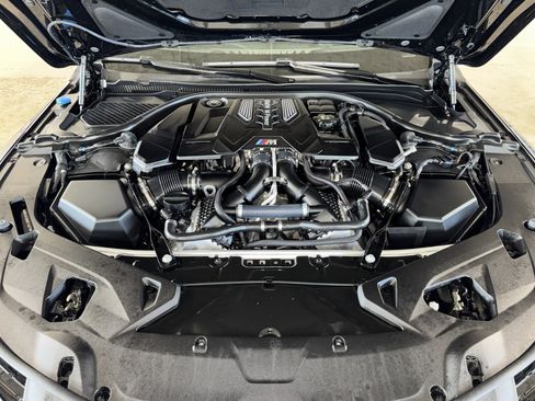 Used 2025 BMW M8 Competition image 32