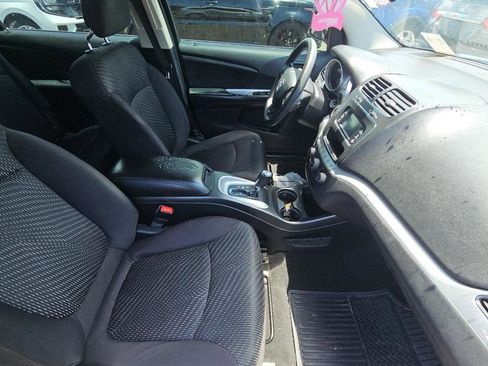 Used 2013 Dodge Journey American Value Package w/ Flexible Seating Group FWD image 9