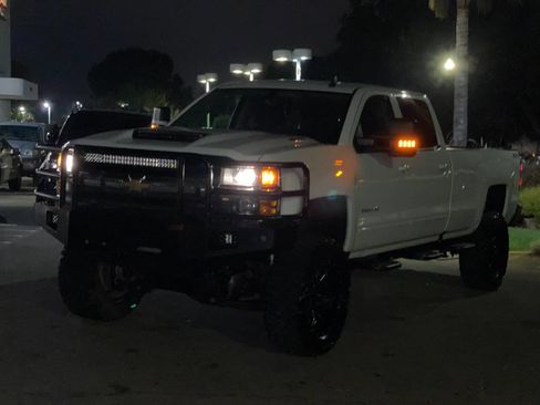 Used 2017 Chevrolet Silverado 2500 LT w/ Z71 Package, Off-Road image 71