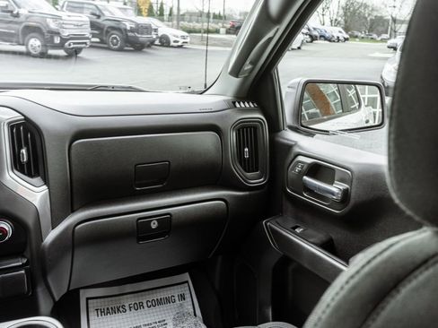 Used 2023 Chevrolet Silverado 1500 Custom image 13