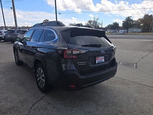 Certified 2025 Subaru Outback Premium image 22