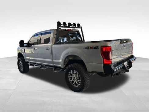 Used 2021 Ford F250 Lariat w/ Lariat Ultimate Package image 4