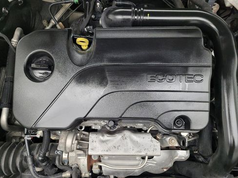 Used 2023 Chevrolet Malibu LT image 30