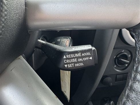 Used 2008 Jeep Wrangler Sahara w/ Dual Top Group image 19