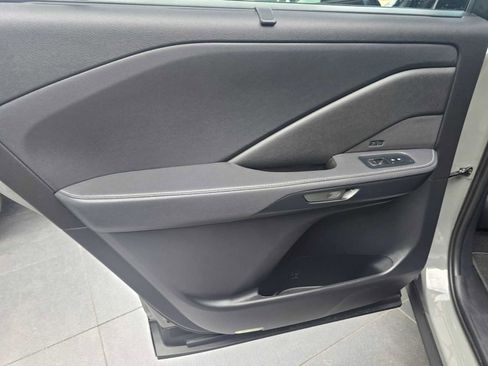 New 2026 Lexus TX 500h AWD image 19