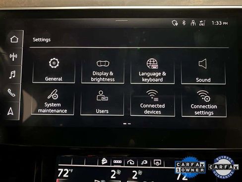 Used 2022 Audi e-tron Premium Plus w/ Premium Plus Package image 53