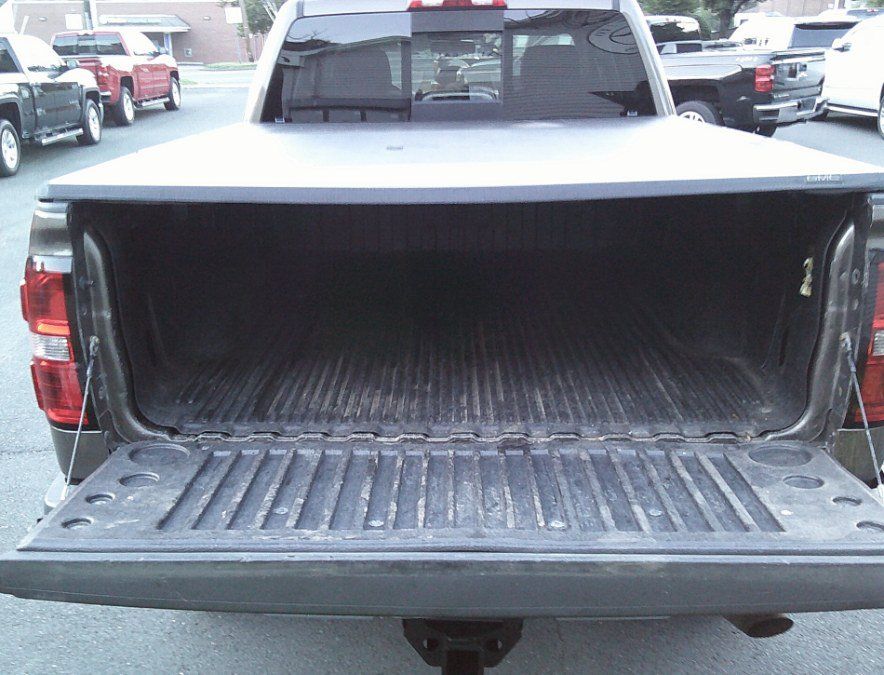 Used 2015 GMC Sierra 2500 SLT w/ Suspension Package, Off-Road AWD/4WD image 10