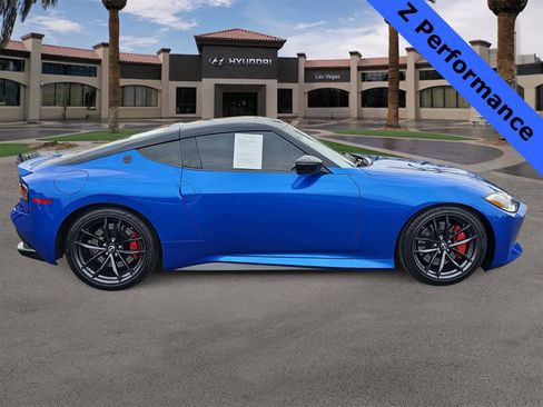 Used 2024 Nissan Z Performance w/ Floor Mat Package image 9