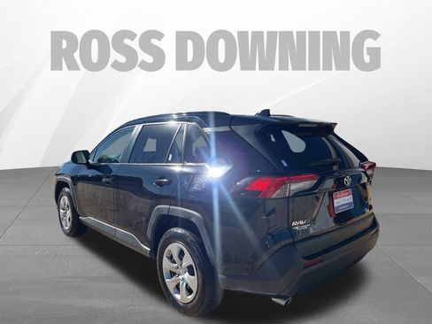 Used 2019 Toyota RAV4 LE image 6