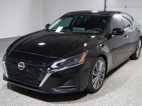 Used 2023 Nissan Altima 2.5 SL image 30