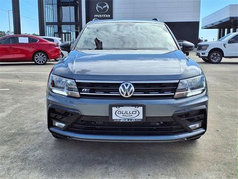 Used 2021 Volkswagen Tiguan SE R-Line image 3