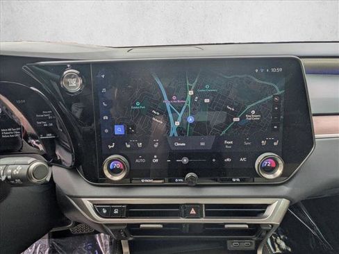 Used 2025 Lexus RX 350 w/ Luxury Package image 14