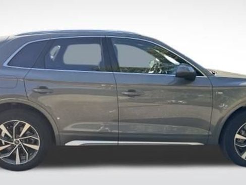 Used 2023 Audi Q5 2.0T Premium Plus w/ Premium Plus Package AWD/4WD image 9