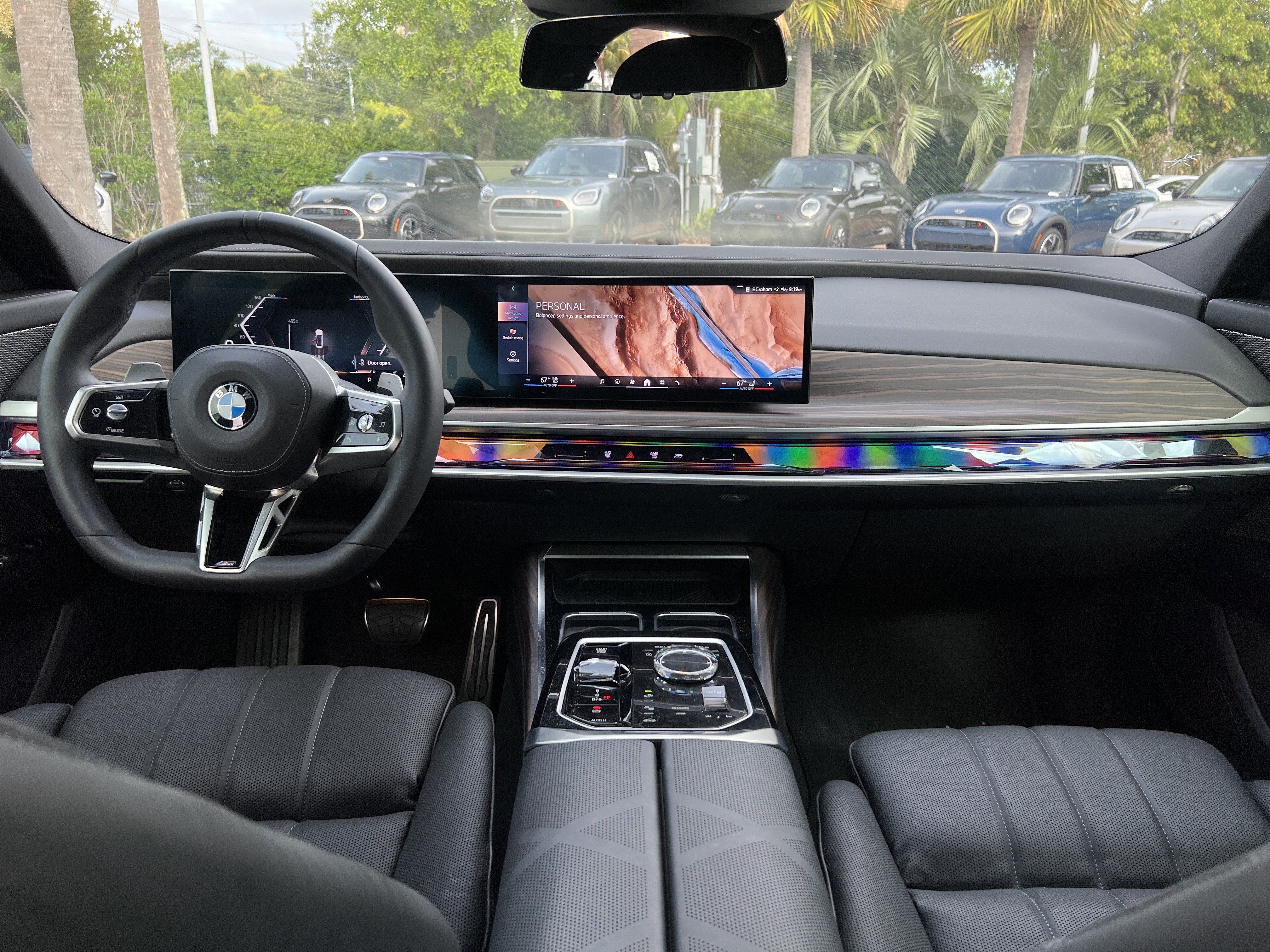 Certified 2025 BMW 760i xDrive AWD/4WD image 28