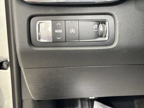 New 2026 GMC Acadia Elevation w/ Elevation Premium Package FWD image 35